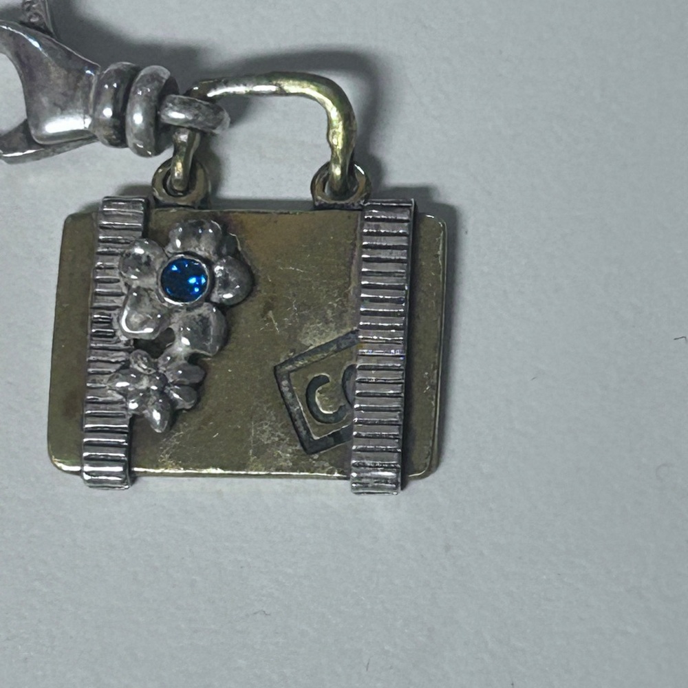 Sterling silver vintage, like new, used for display only, never work.